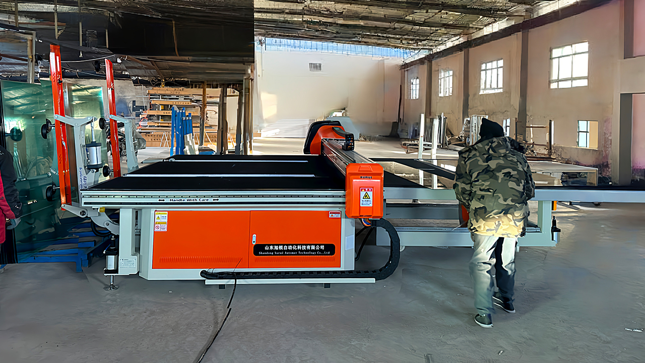 XR-2720 Fully Automatic Glass Loading And Cutting Integrated Machine